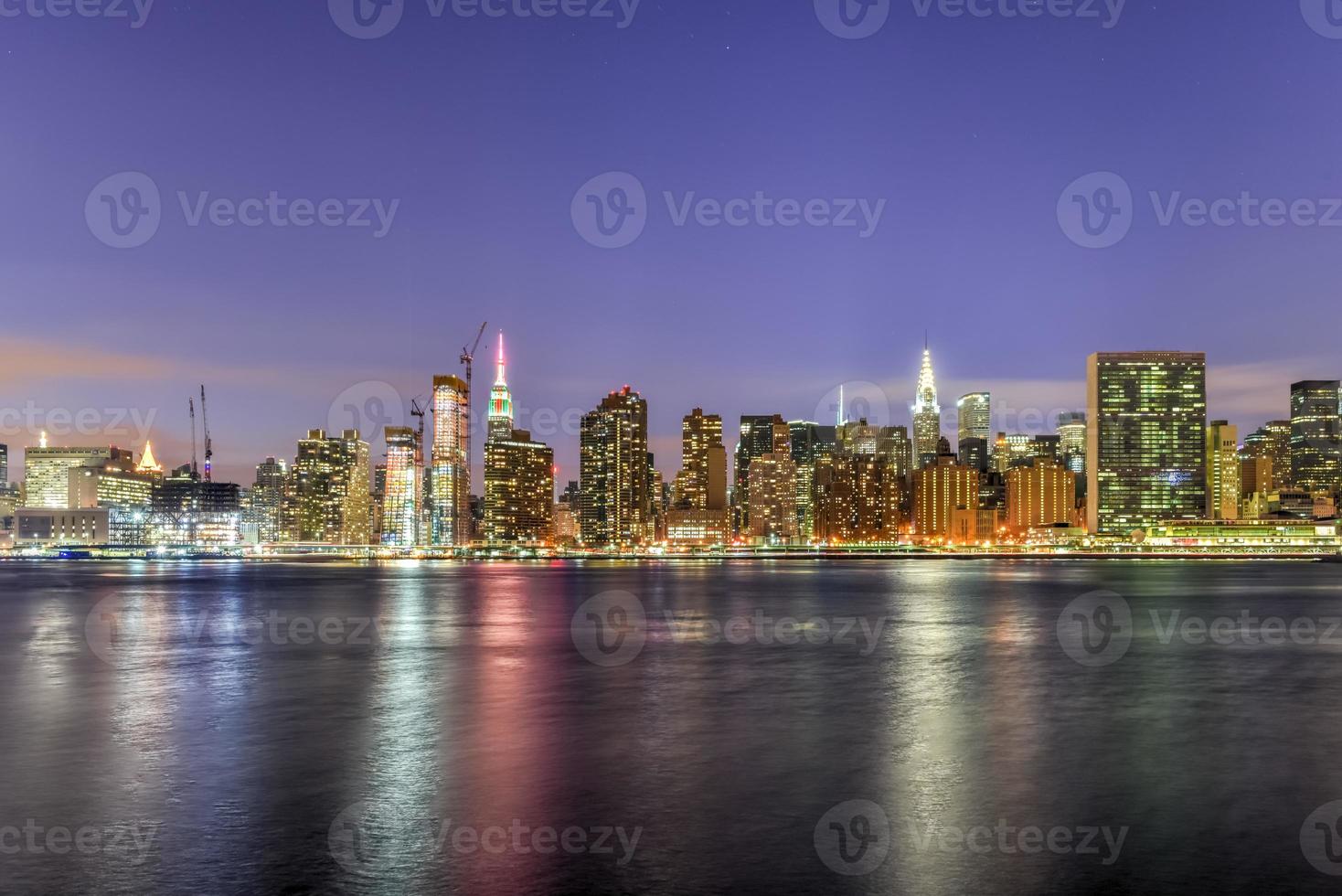 New York City skyline view from Gantry Park, Long Island City, Queens. photo