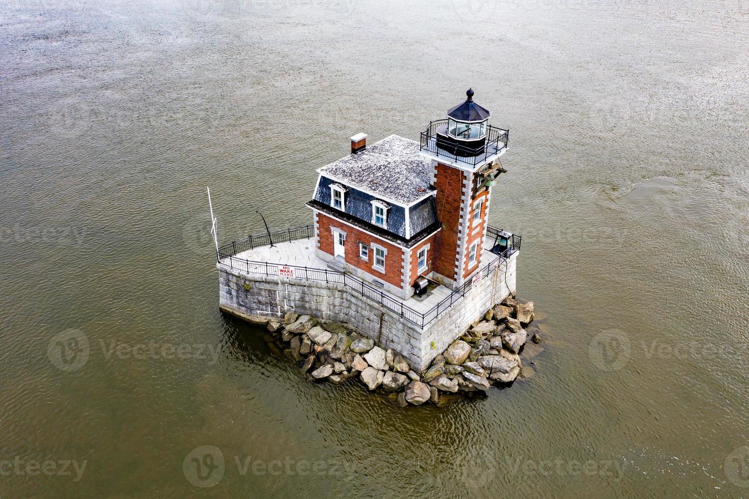 The Hudson Athens Lighthouse, sometimes called the Hudson City light, is a lighthouse located in the Hudson River in the state of New York photo