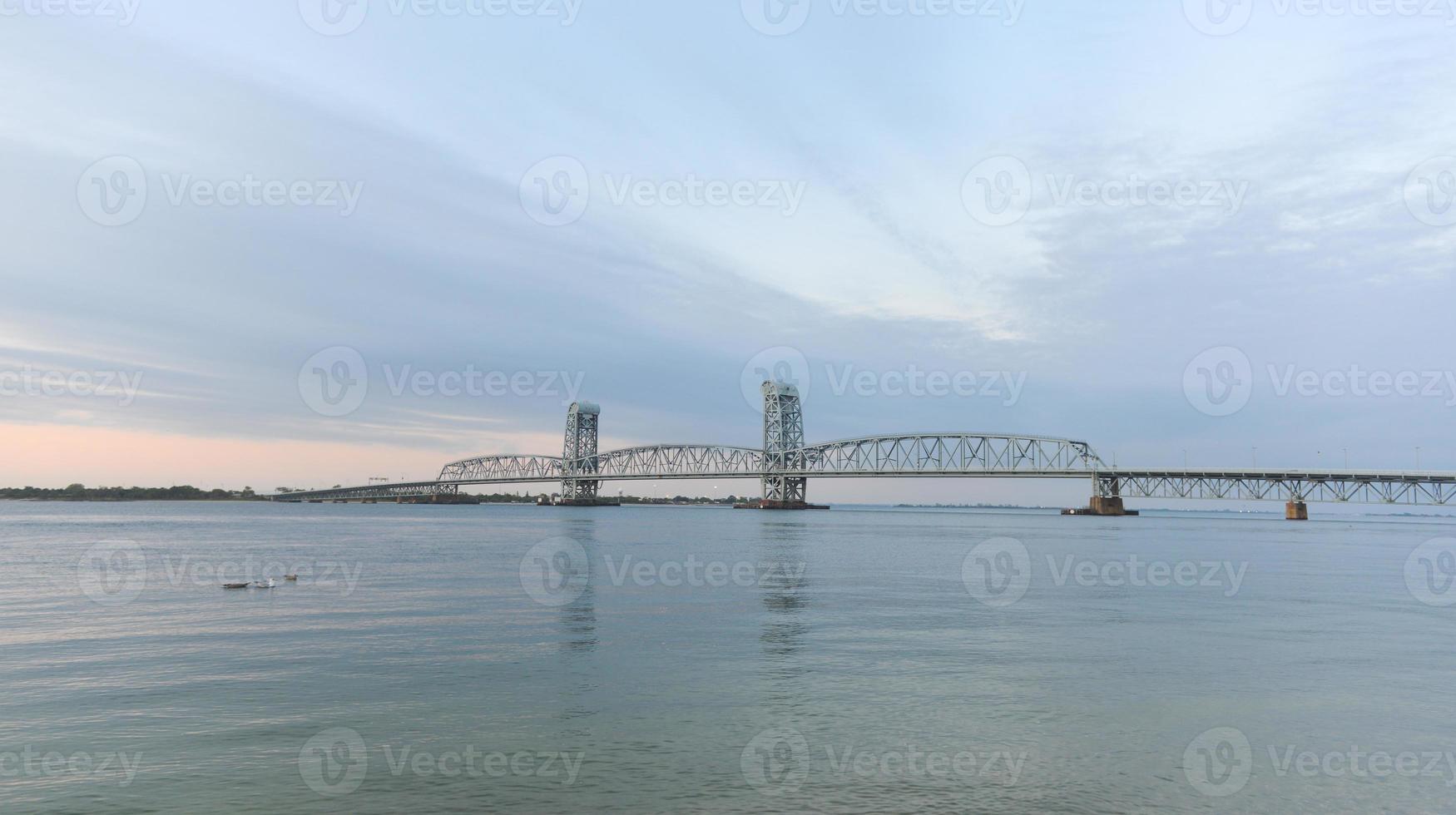 puente conmemorativo de marine parkway-gil hodges - queens, ny foto