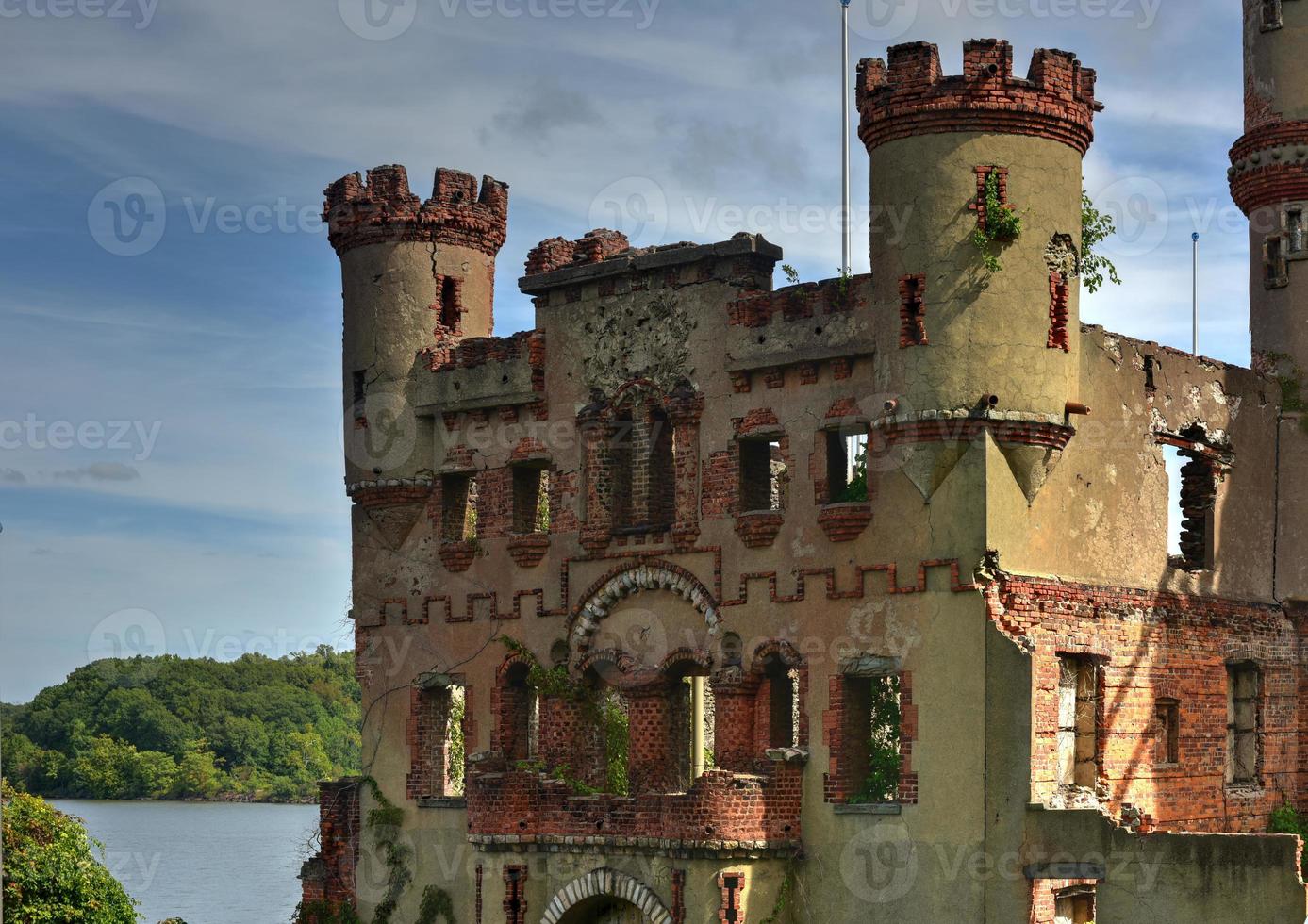 Bannerman Castle Armory photo