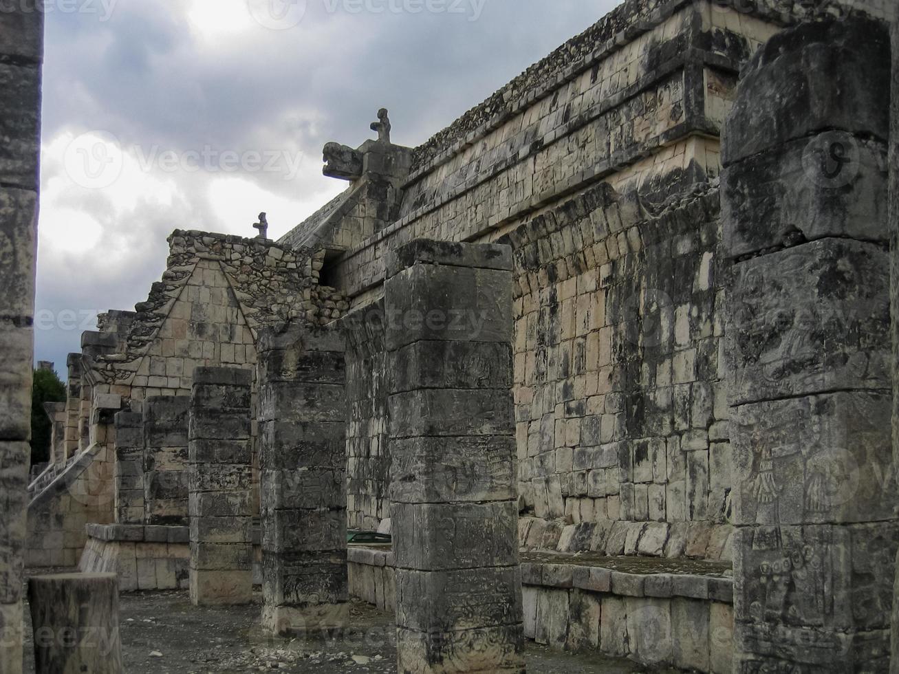 antiguas ruinas mayas de chichén itzá en el yucatán de méxico. foto