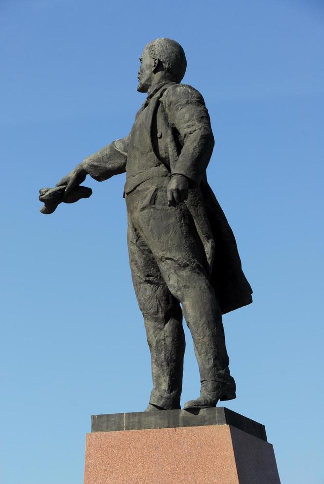 Moscow square in Saint-Petersburg with a monument to Lenin, the main revolutionary Russia, 2022 photo