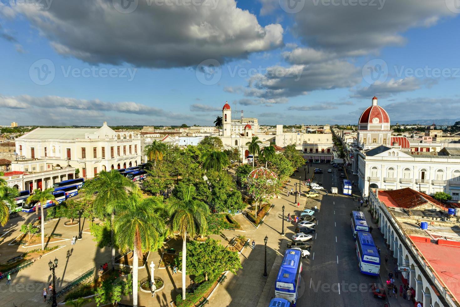 vista panorámica sobre la ciudad de cienfuegos, cuba. foto