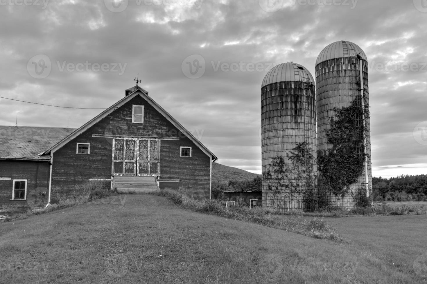 Farmhouse in Vermont photo