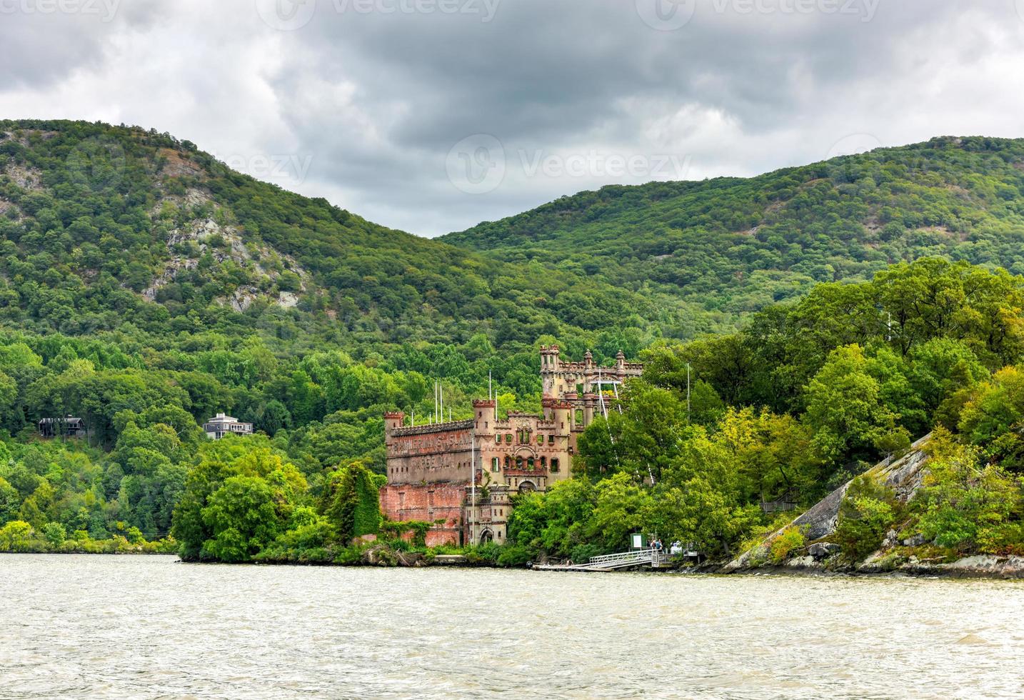 Bannerman Castle Armory photo