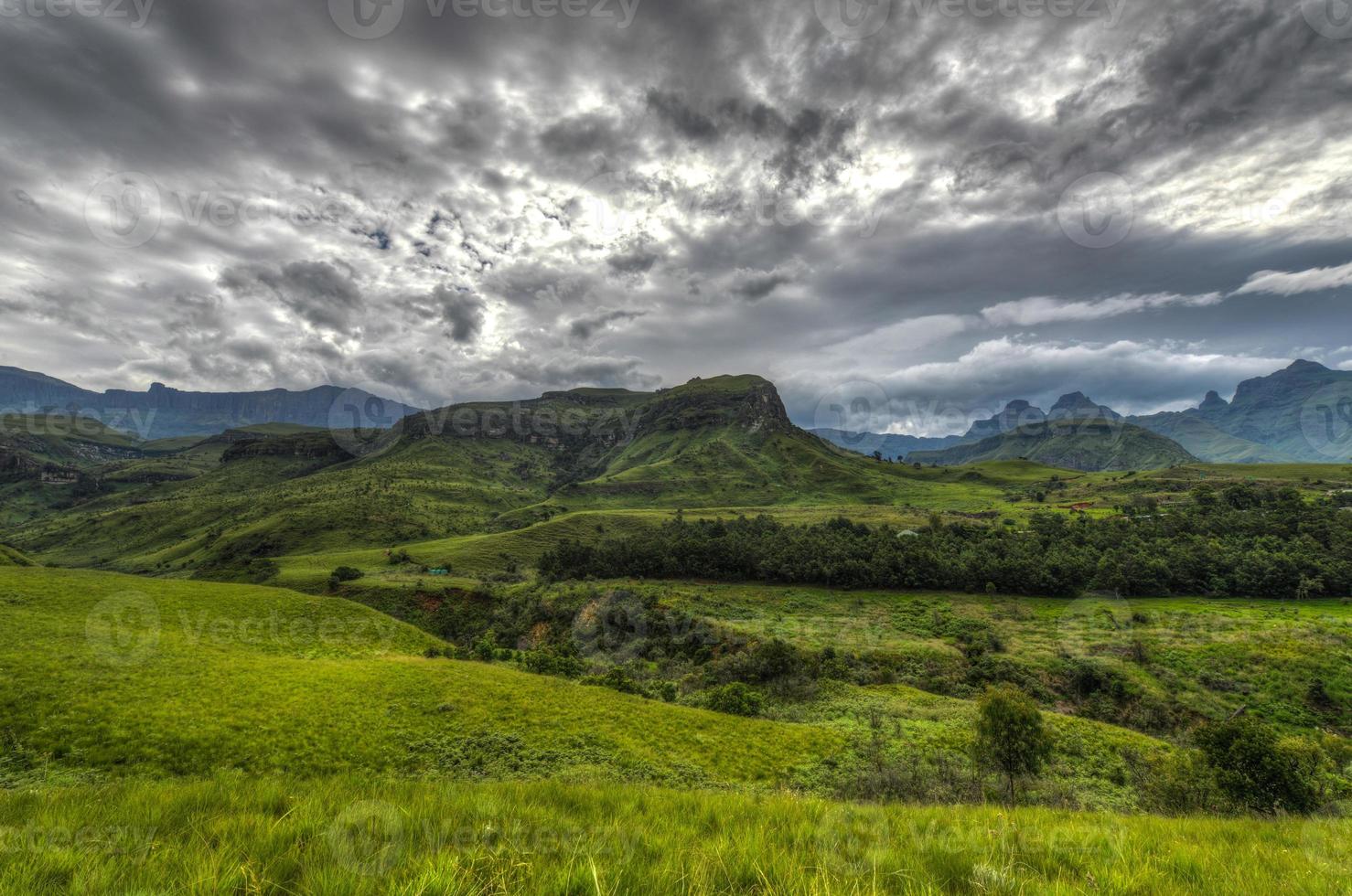 Landscape of Giants Castle Game Reserve photo