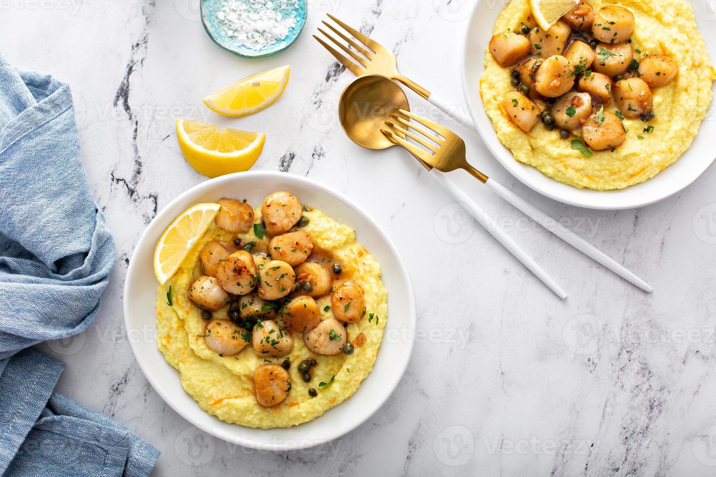 Seared scallops with grits 16212302 Stock Photo at Vecteezy