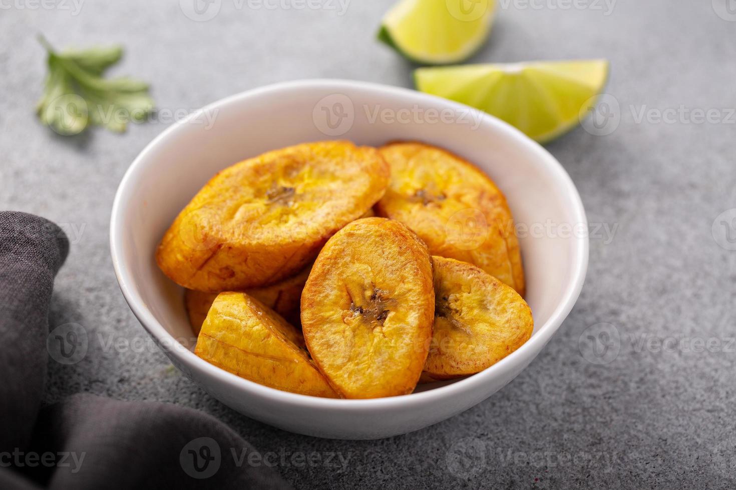 plátanos fritos, cocina caribeña foto