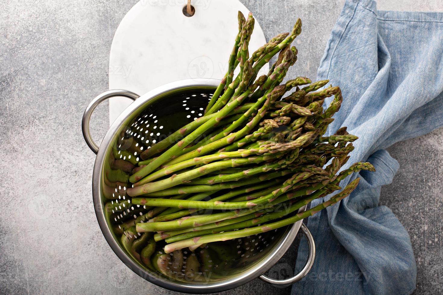 Cooking with asparagus photo