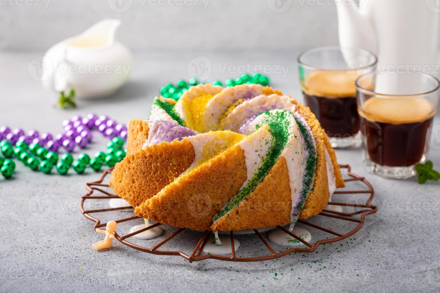 pastel de rey con decoración tradicional foto