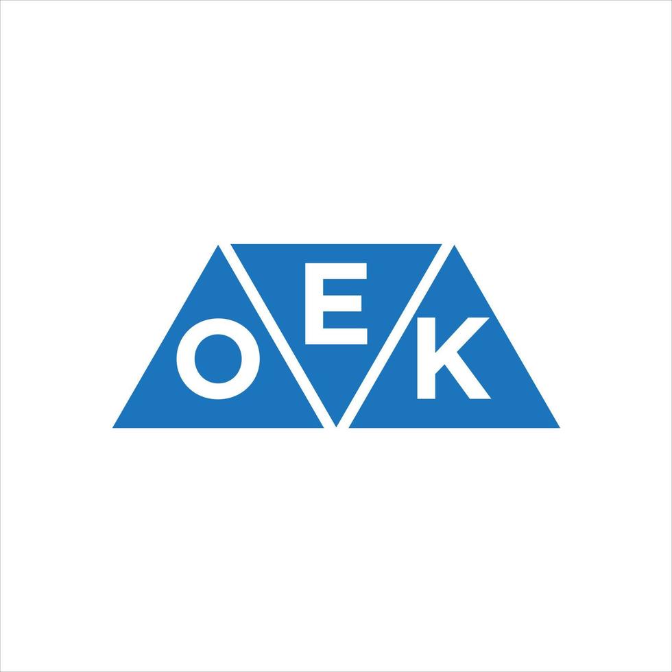 diseño de logotipo en forma de triángulo eok sobre fondo blanco. concepto de logotipo de letra inicial creativa eok. vector