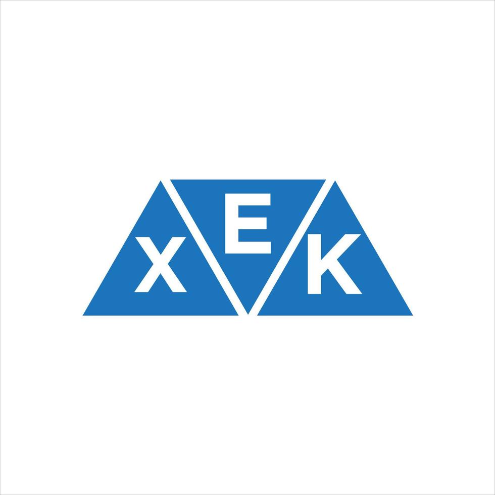 exk diseño de logotipo en forma de triángulo sobre fondo blanco. concepto de logotipo de letra de iniciales creativas exk. vector