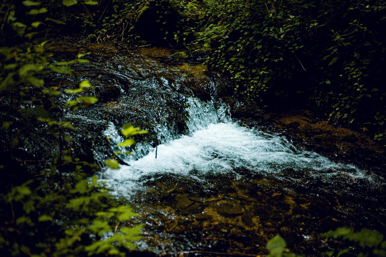 cascada en szalajka glen, hungría foto