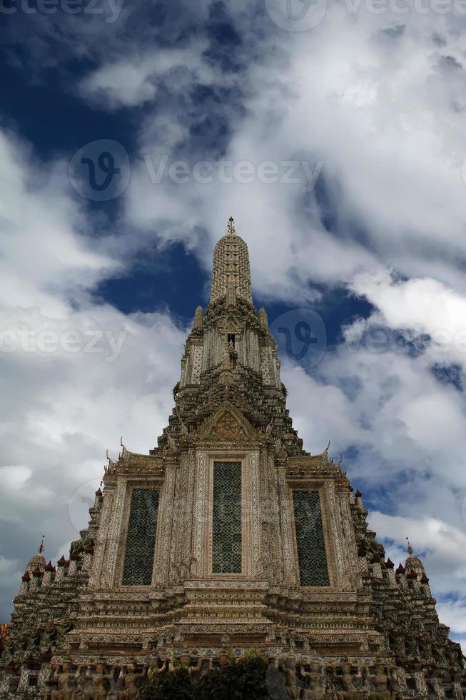 Wat Arun en Bangkok, Tailandia foto