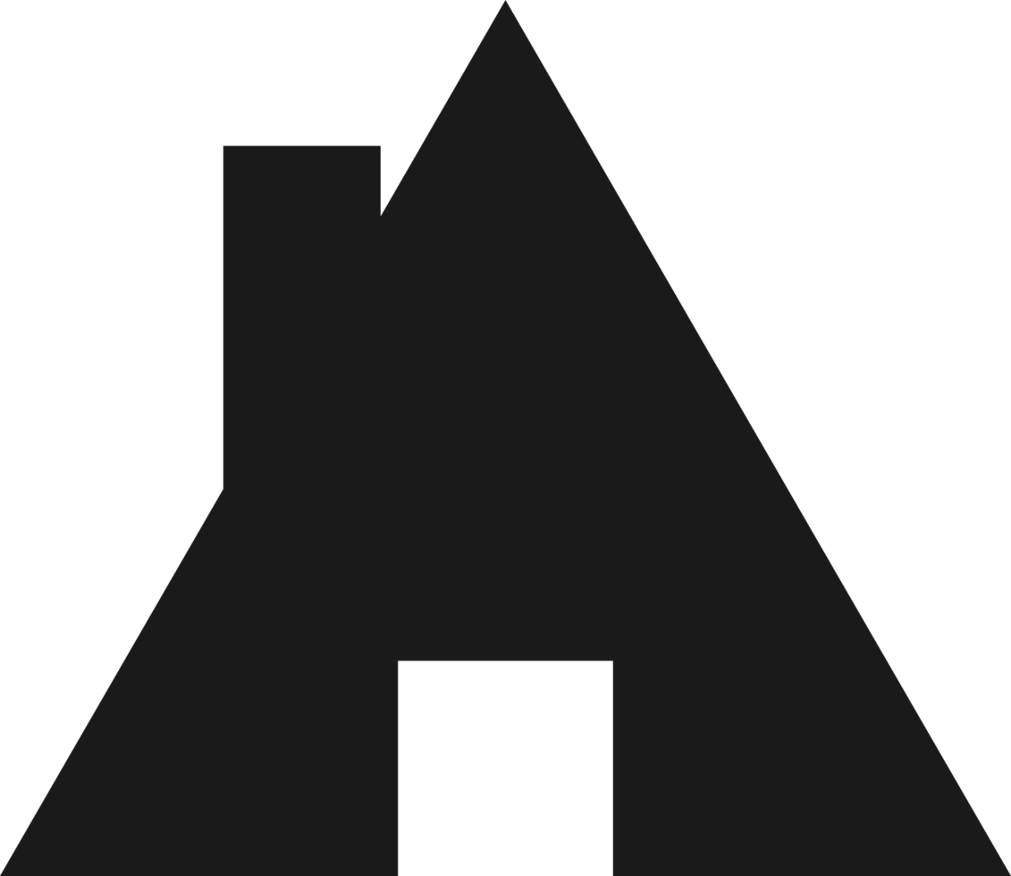 ilustración de icono de casa de triángulo negro con puerta abierta en el medio y chimenea png