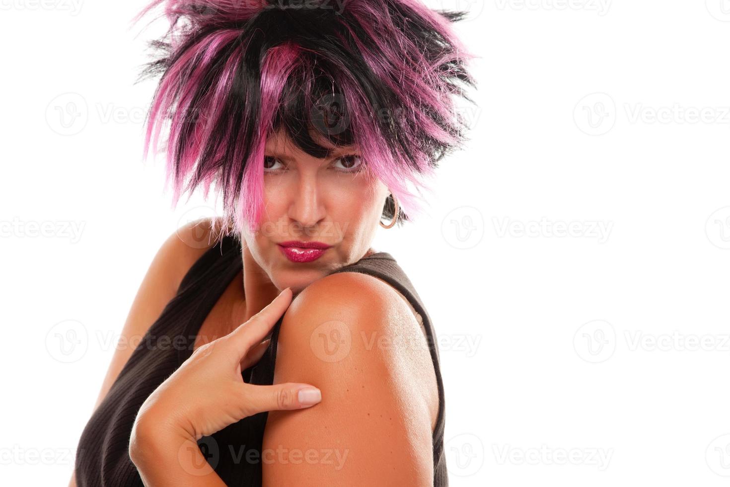 retrato de niña de cabello rosa y negro foto