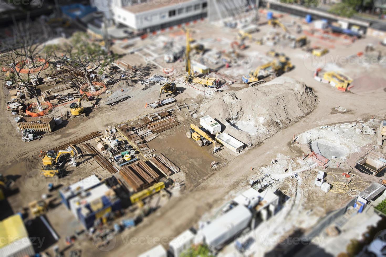 vista aérea del sitio de construcción con extremo bokeh. foto
