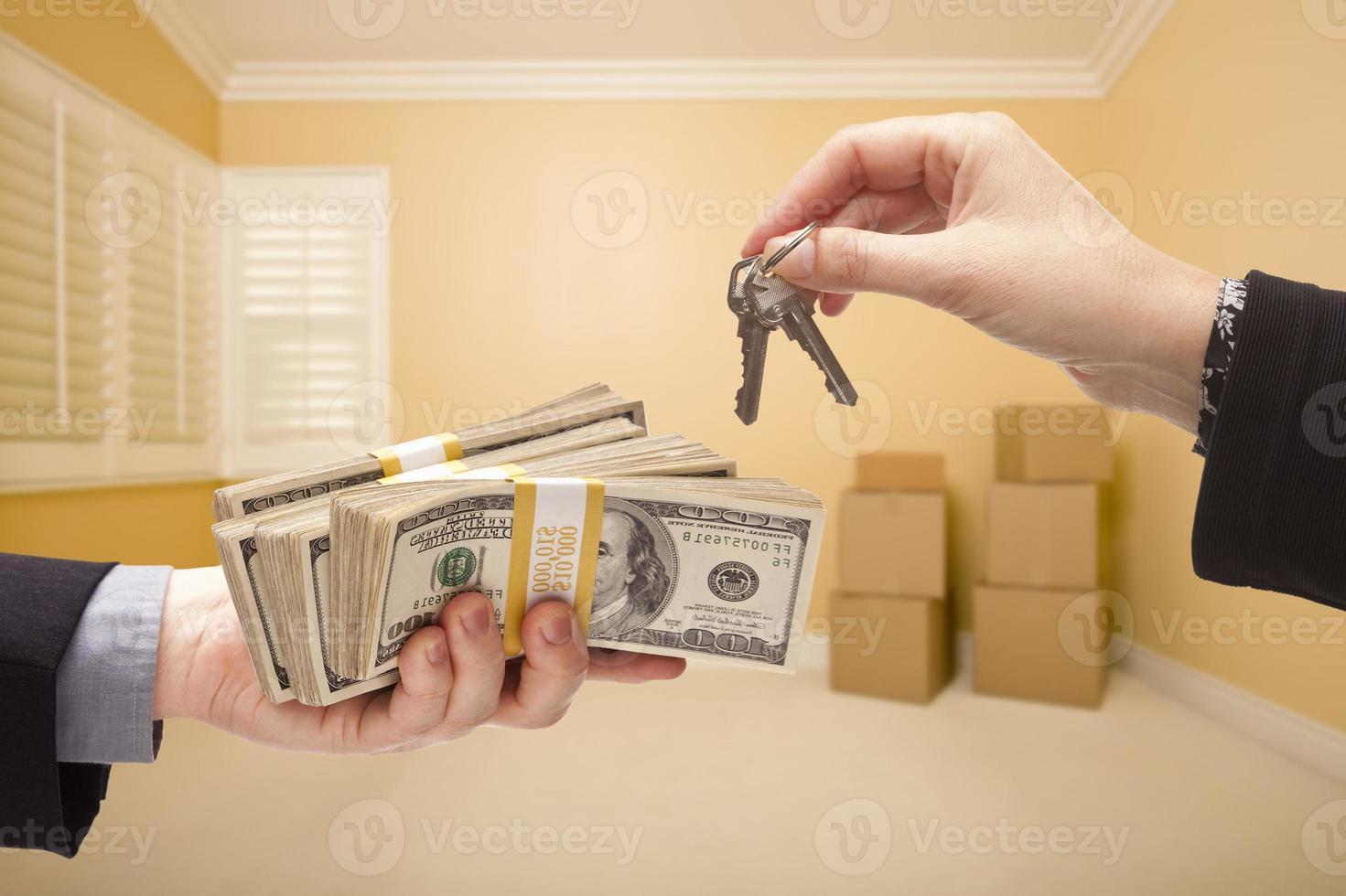 Entrega De Dinero entrega de dinero en efectivo para las llaves de la casa 16371403 Foto de stock en Vecteezy