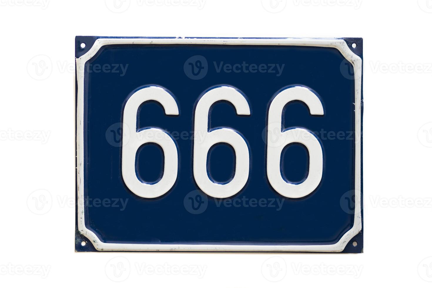 número 666, signo y símbolo del diablo foto
