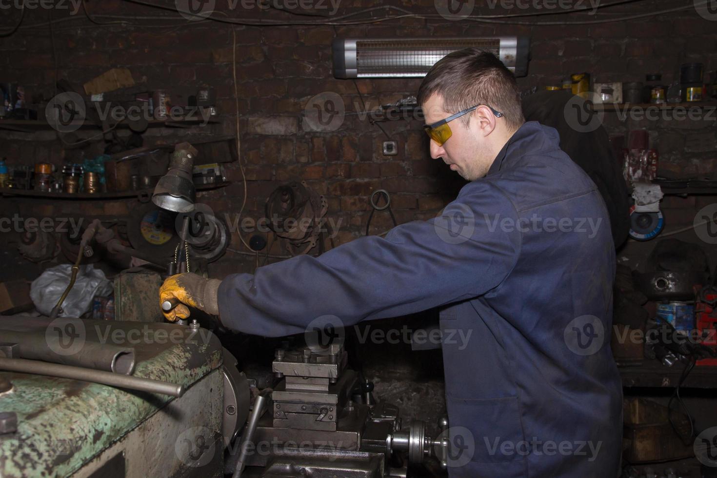 Mechanic is working photo