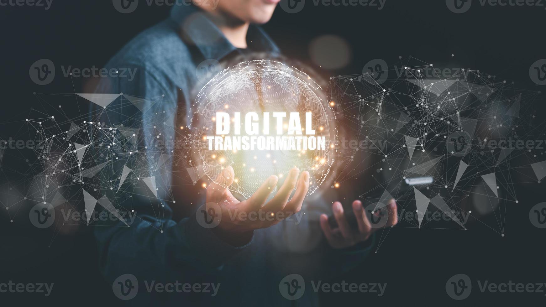 digitization and business processes and big data,strategy technology digitization,increase efficiency and make the operation is automatic,financial internet system,Internet and cloud computing photo
