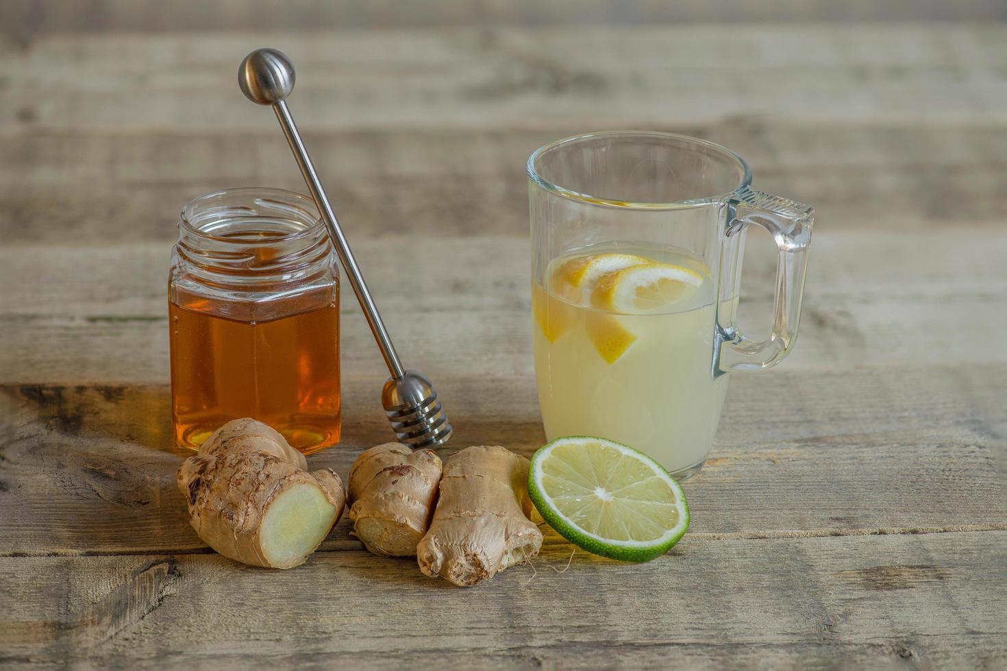 Honey and  citrus photo
