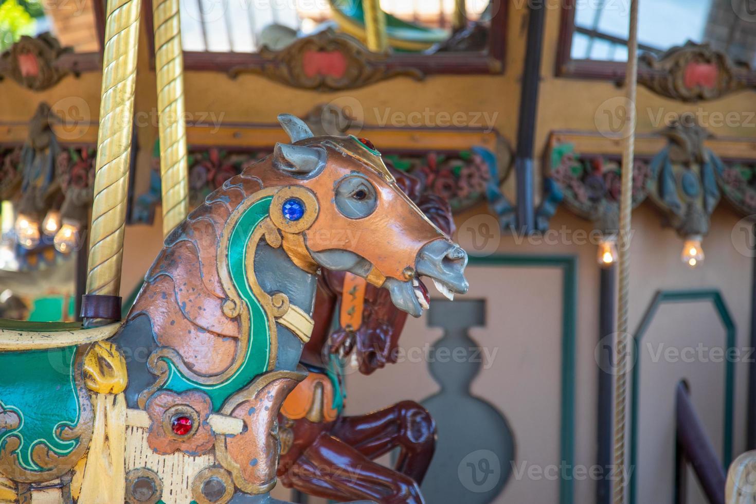 detalles del caballo de carrusel de feria foto