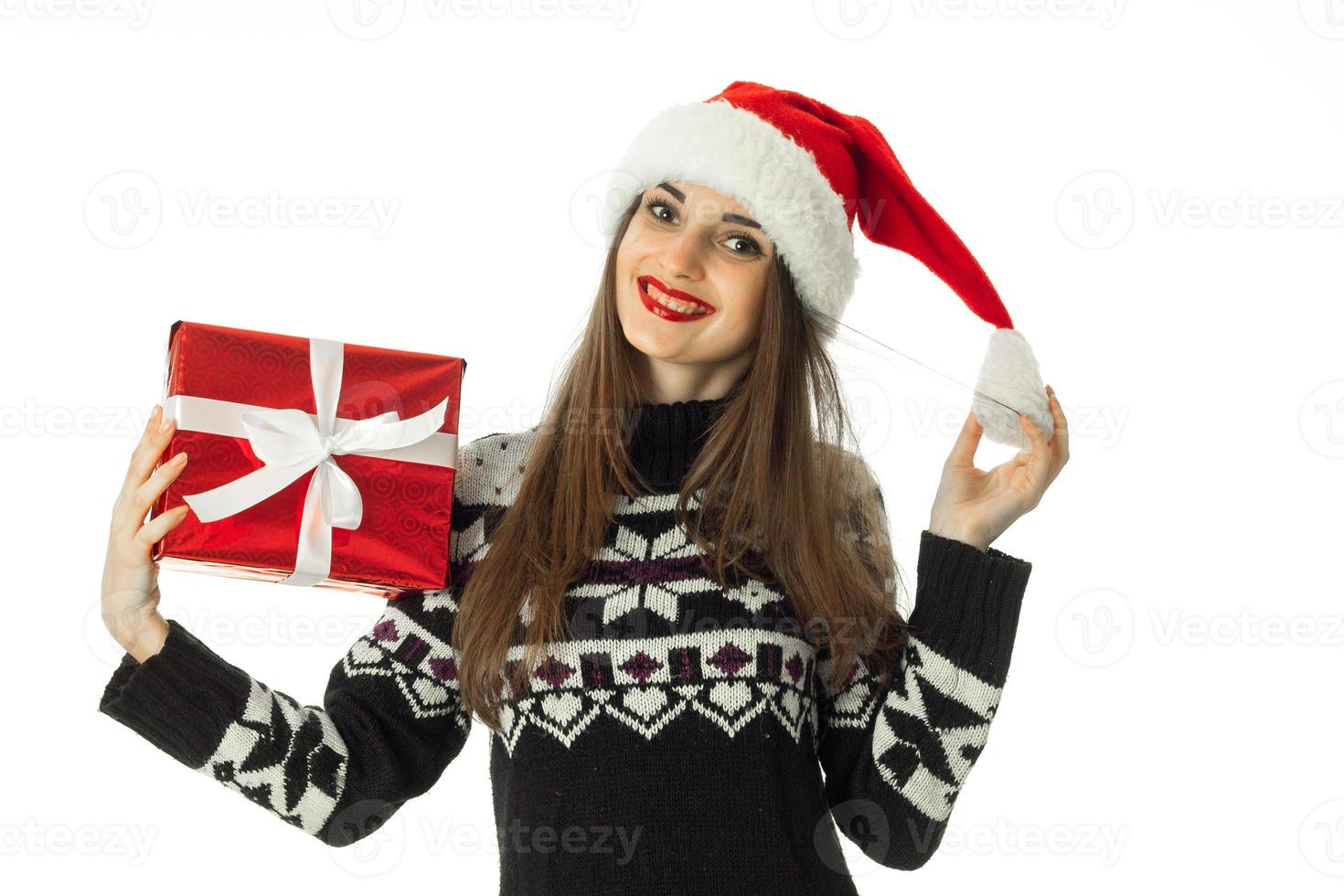 mujer feliz en suéter caliente foto