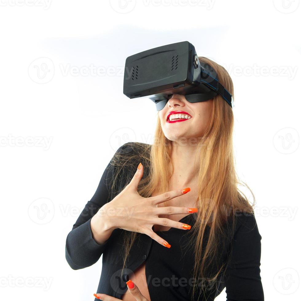 chica con gafas de realidad virtual foto