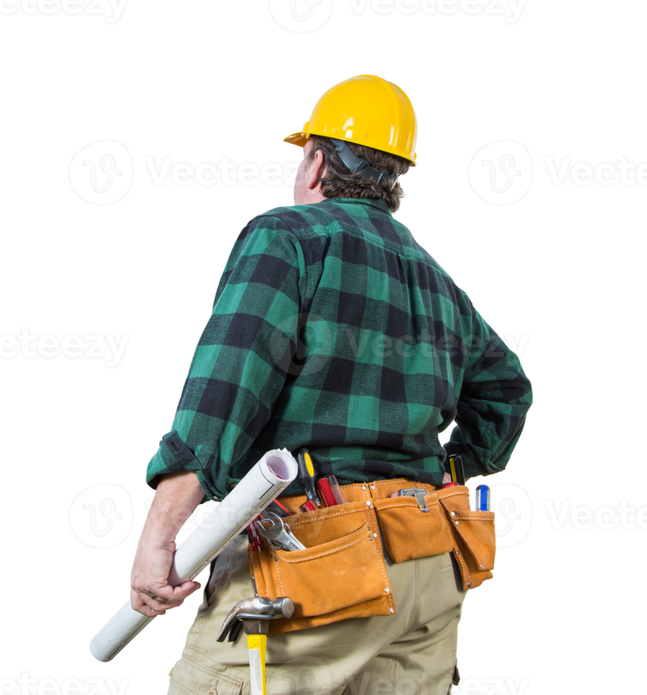 transparant PNG visie van achter mannetje aannemer met moeilijk hoed, gereedschap riem en mechanisch tekeningen.