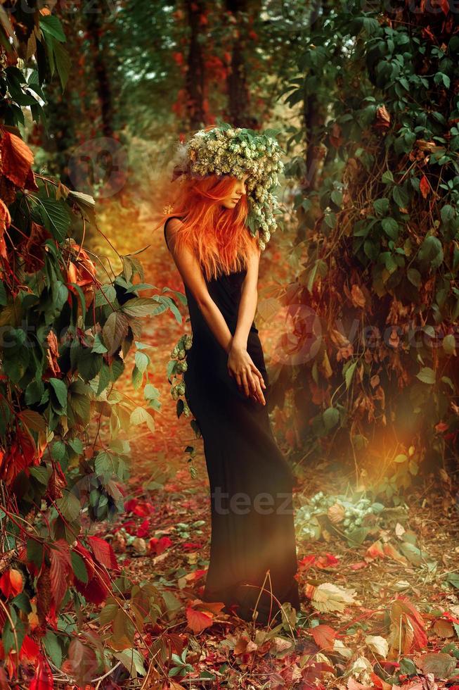 Elegance Beauty Lady Posing In Forest With Wreath Of Hop On Head Stock Photo At Vecteezy