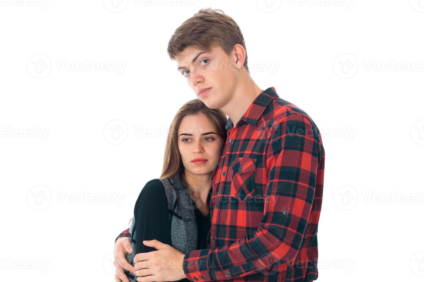 pareja elegante enamorada en el estudio foto