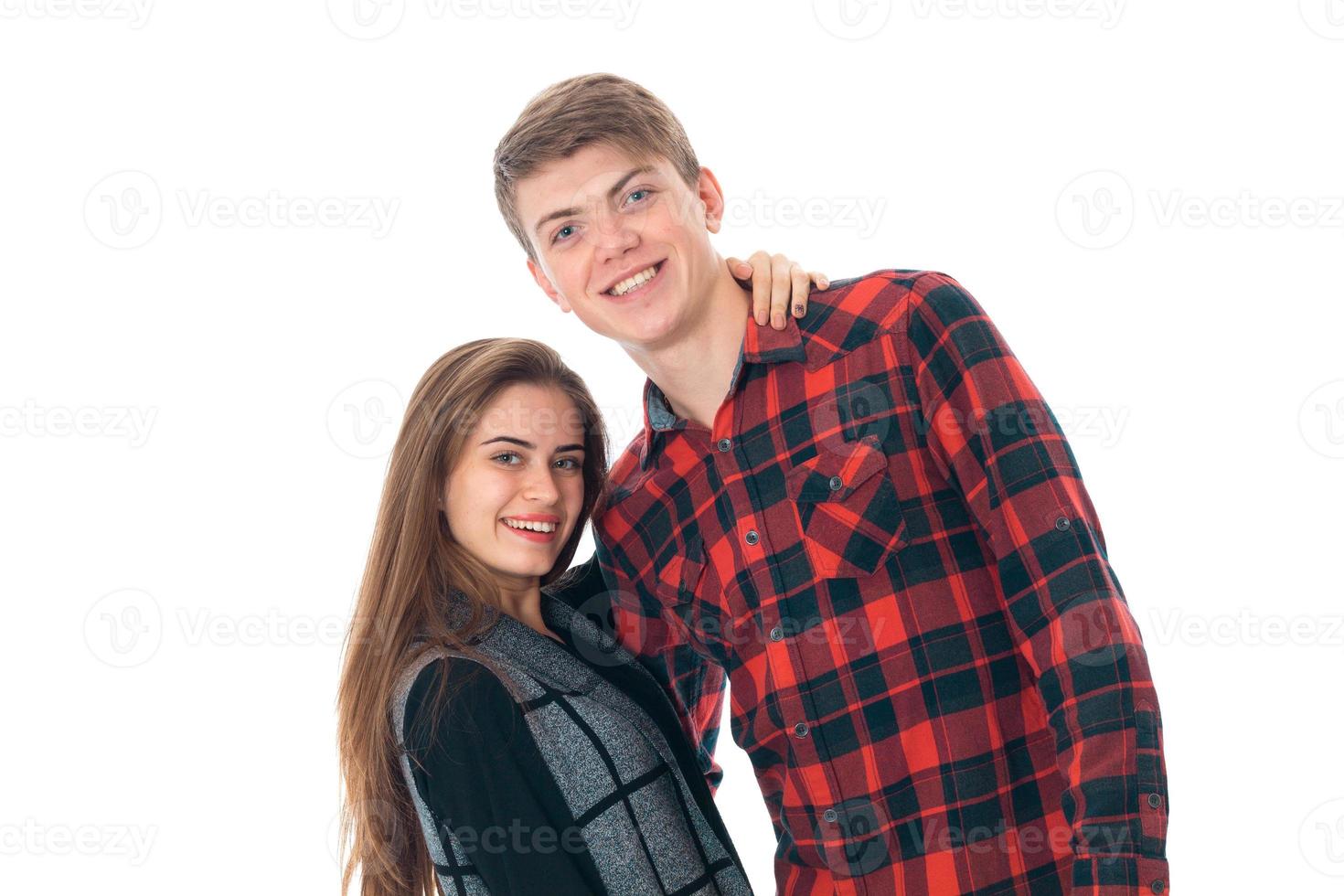 pareja elegante enamorada en el estudio foto