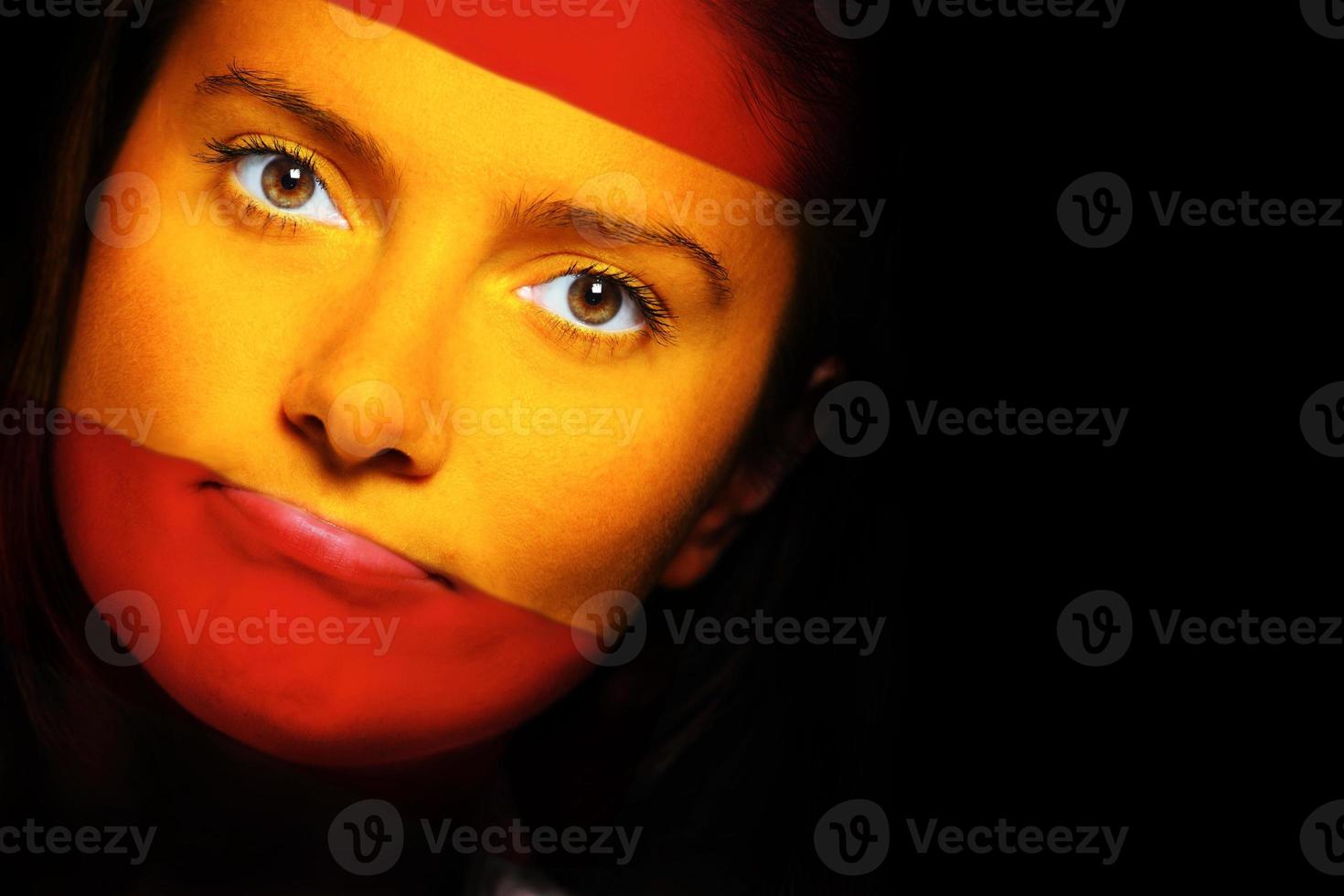 Spanish flag face painting 16578507 Stock Photo at Vecteezy