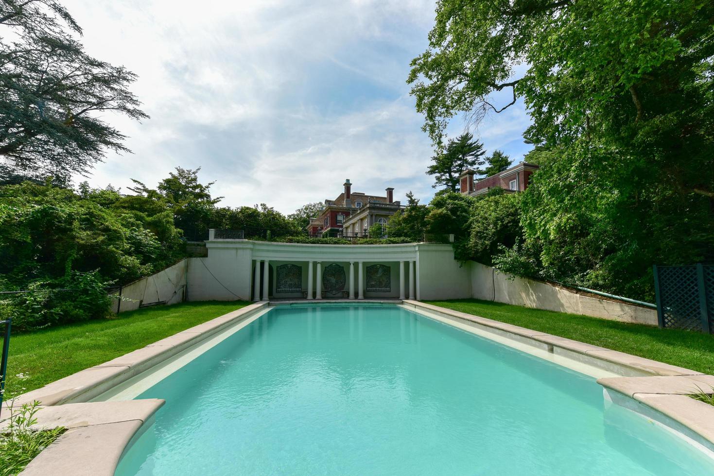 Old Westbury Gardens Mansion Long Island, 2022 16647074 Stock Photo at Vecteezy