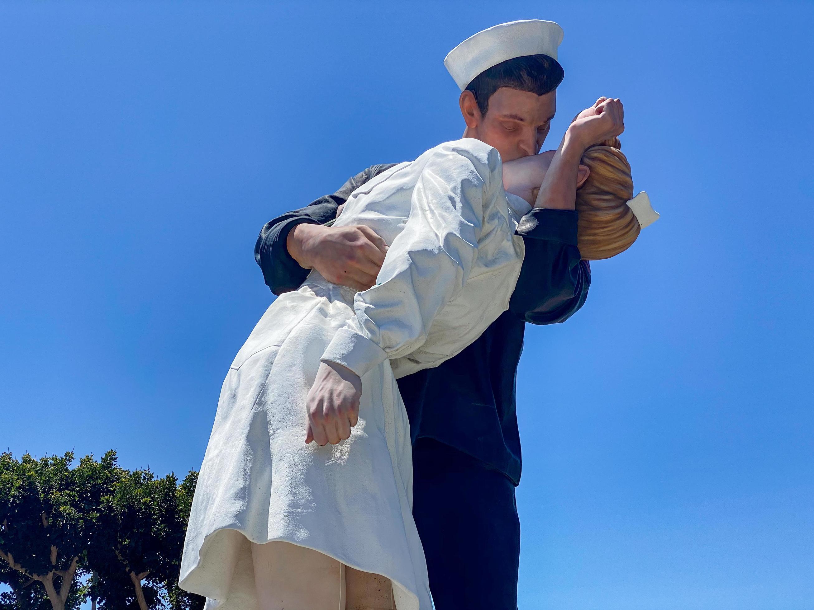 San Diego, California - July 25, 2020 - Unconditional Surrender Statue ...