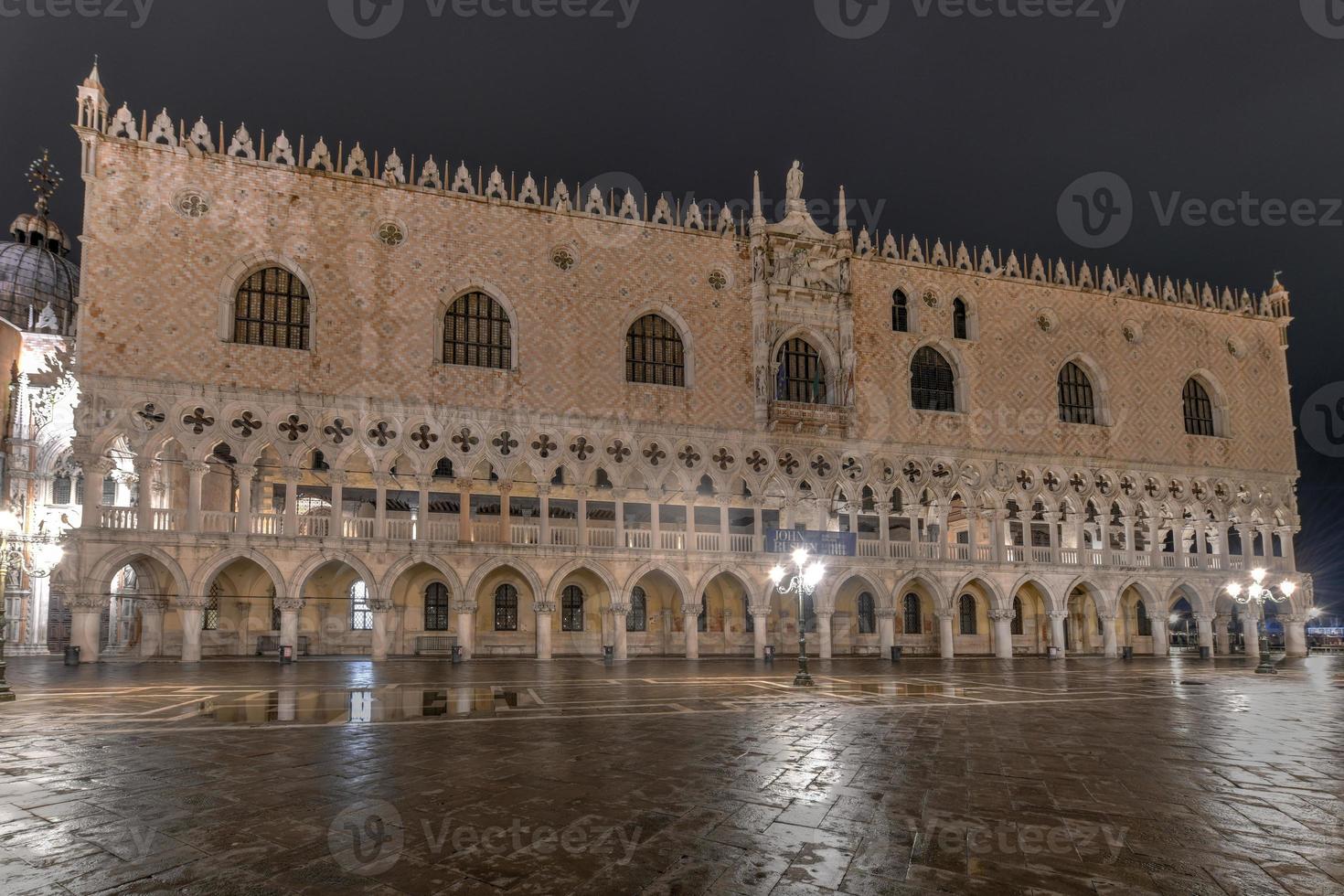 The Doge's Palace in Venice, Italy photo