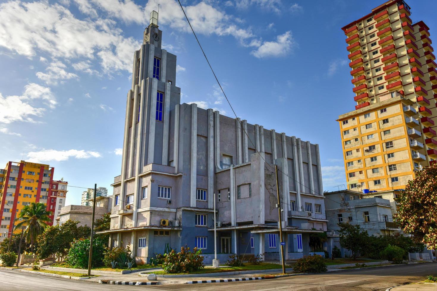 edificio principal de la casa de las americas en el barrio vedado la habana, cuba, 2022 foto