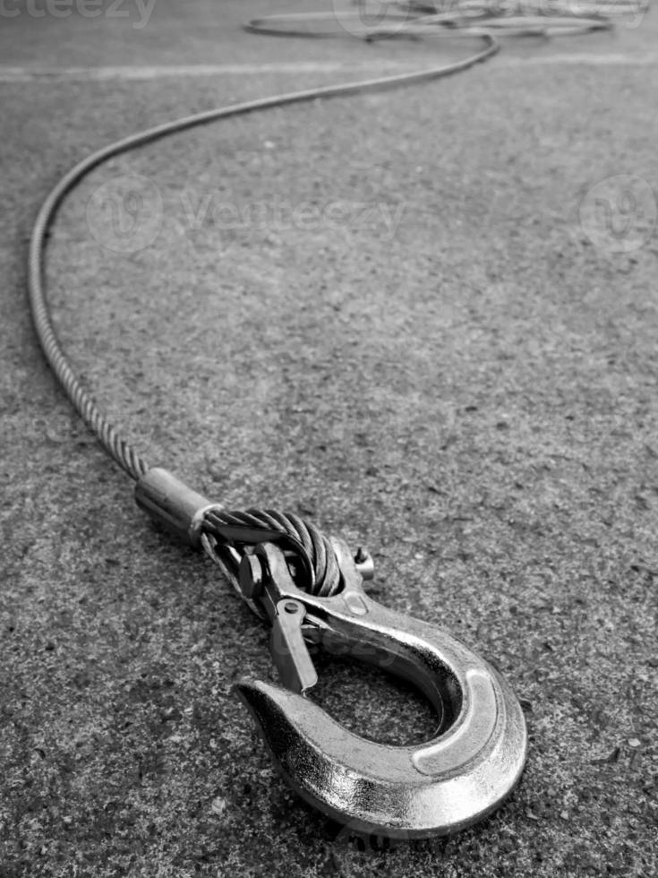 New cable and hook for install in the winch of car photo