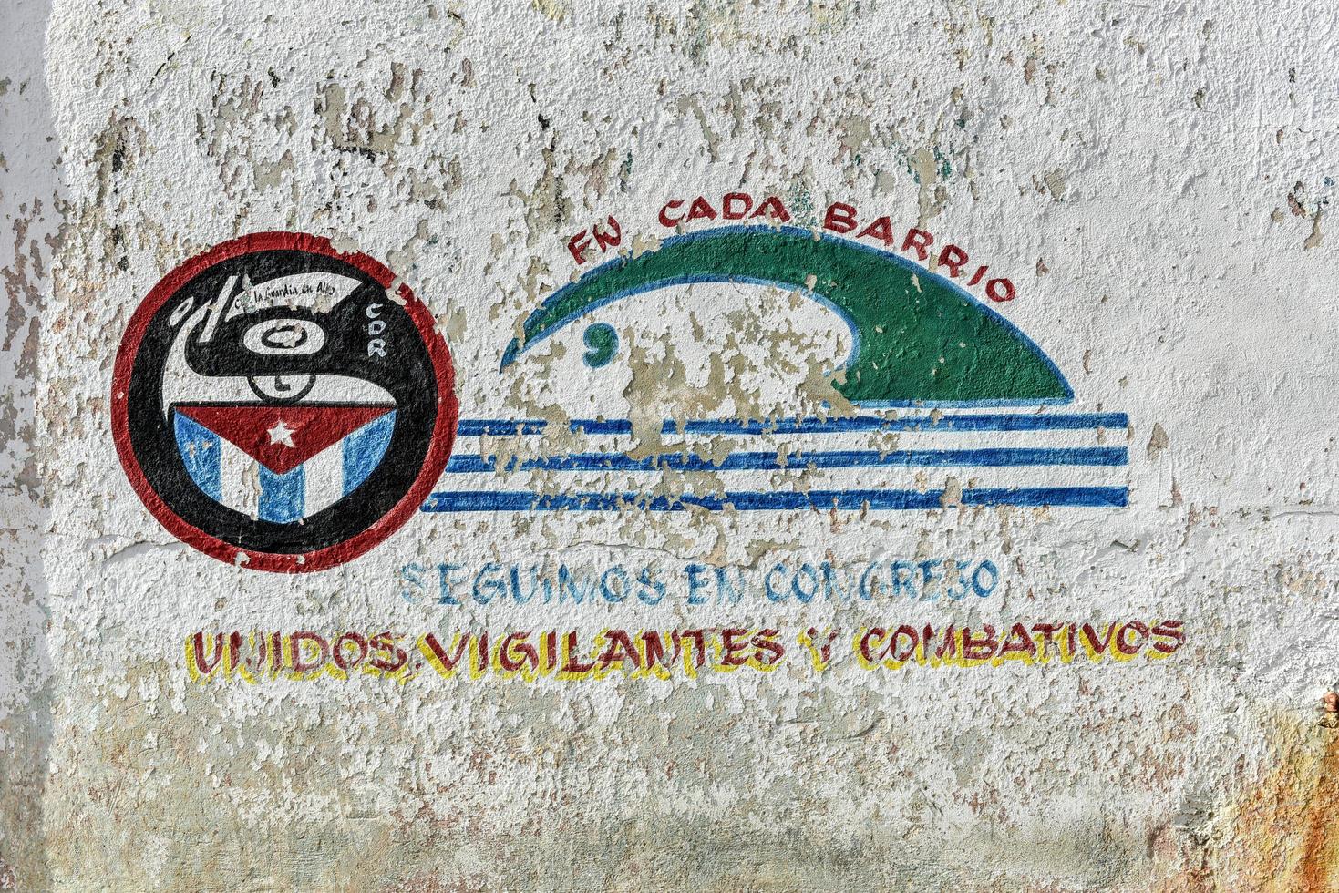 propaganda revolucionaria, cartel cdr que representa al comité para la defensa de la revolución en la habana, cuba, 2022 foto