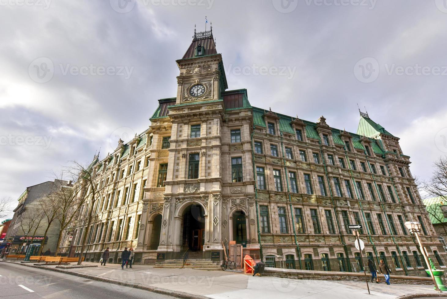 edificio del ministerio de finanzas de quebec - ciudad de quebec, canadá foto