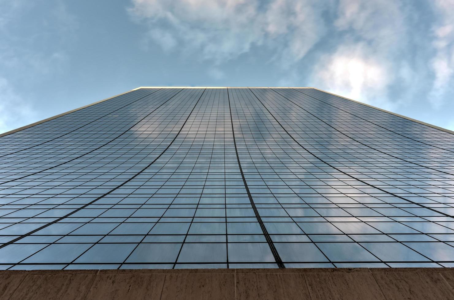 Solow Residential Building in New York, USA, 2022 photo