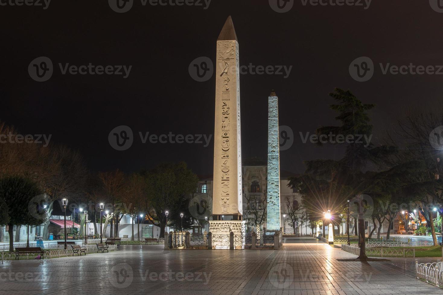 el obelisco de tutmosis iii, estambul, turquía. foto