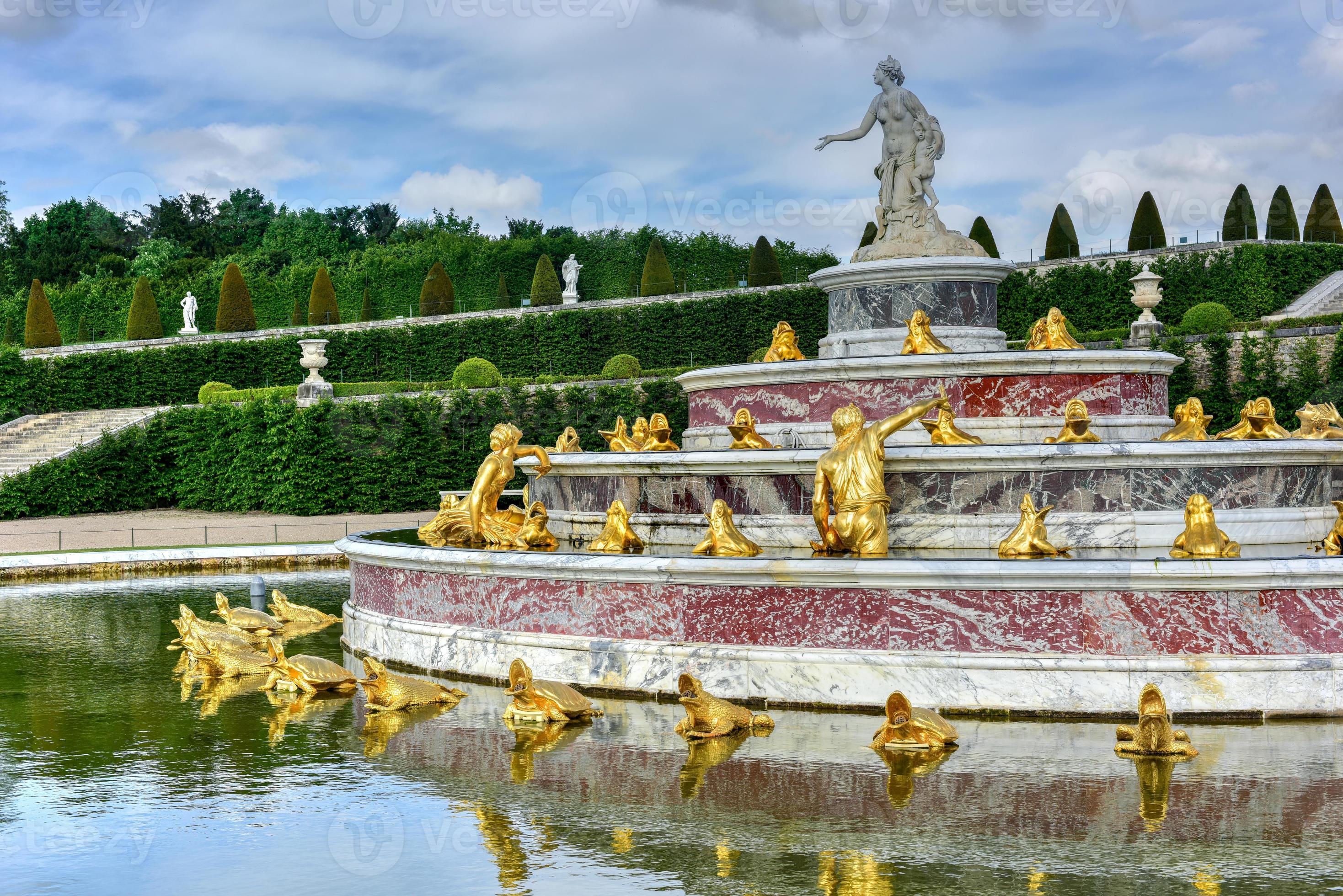 Latona Fountain in the famous Palace of Versailles in France. 16675039