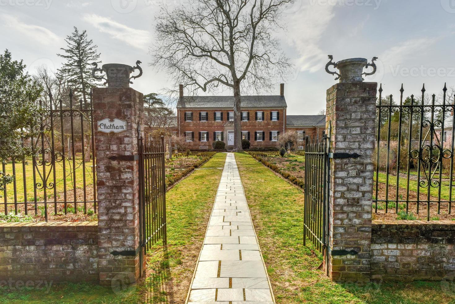 Chatham Manor, a Georgian-style home completed in 1771 on the Rappahannock River in Stafford County, Virginia, opposite Fredericksburg. photo
