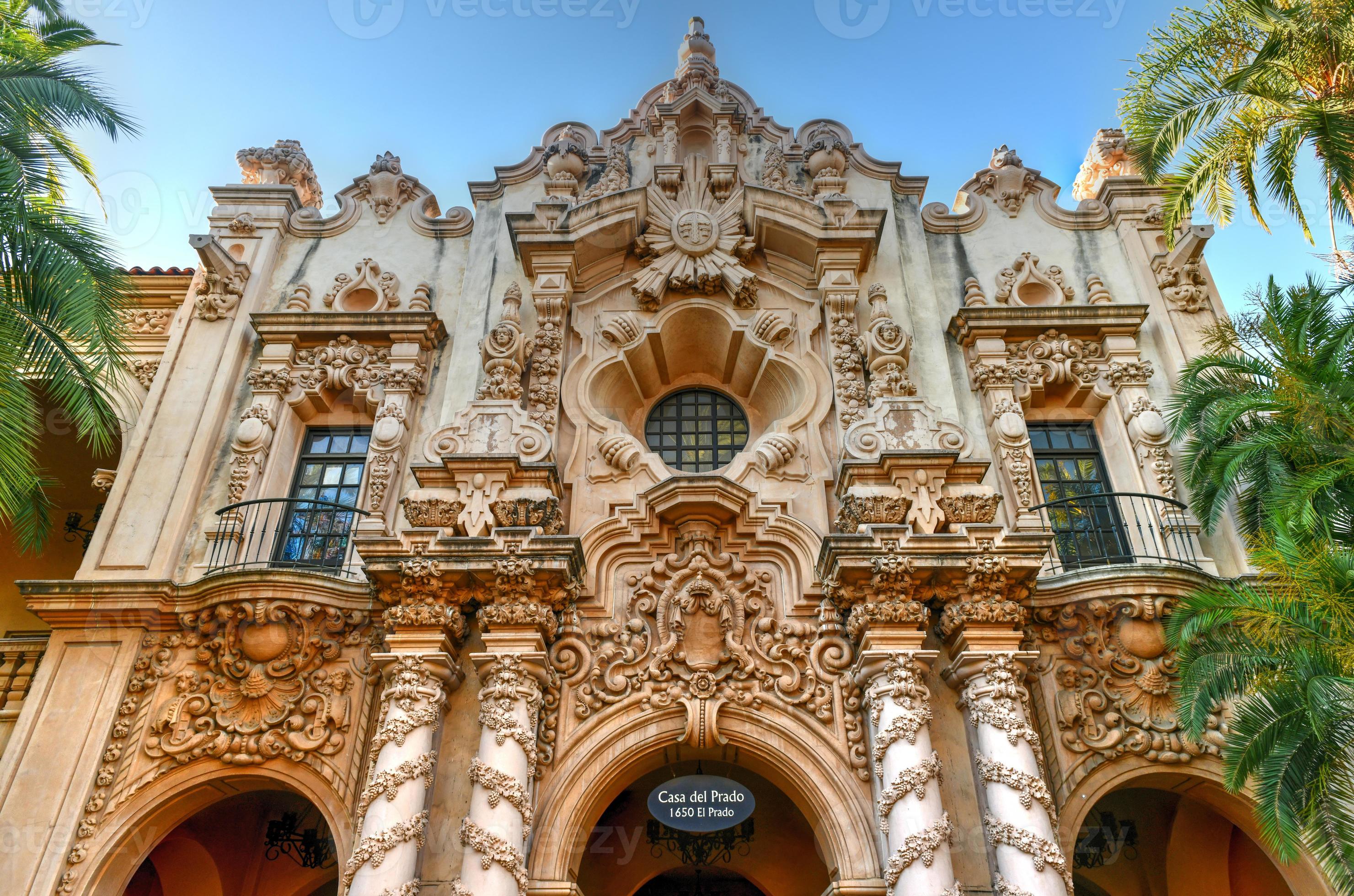 Casa del Prado in Balboa Park in San Diego, California, USA. 16677700