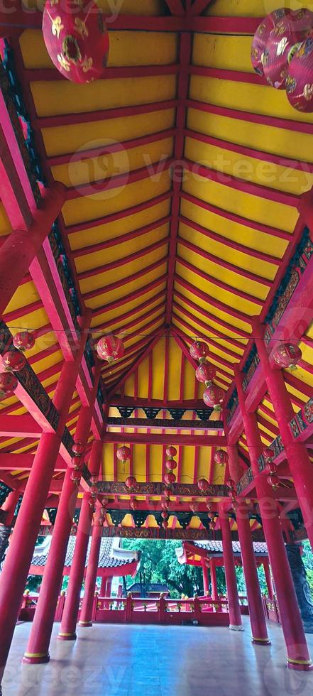 This is a photo of the roof of the Sam Poo Kong temple in Semarang.