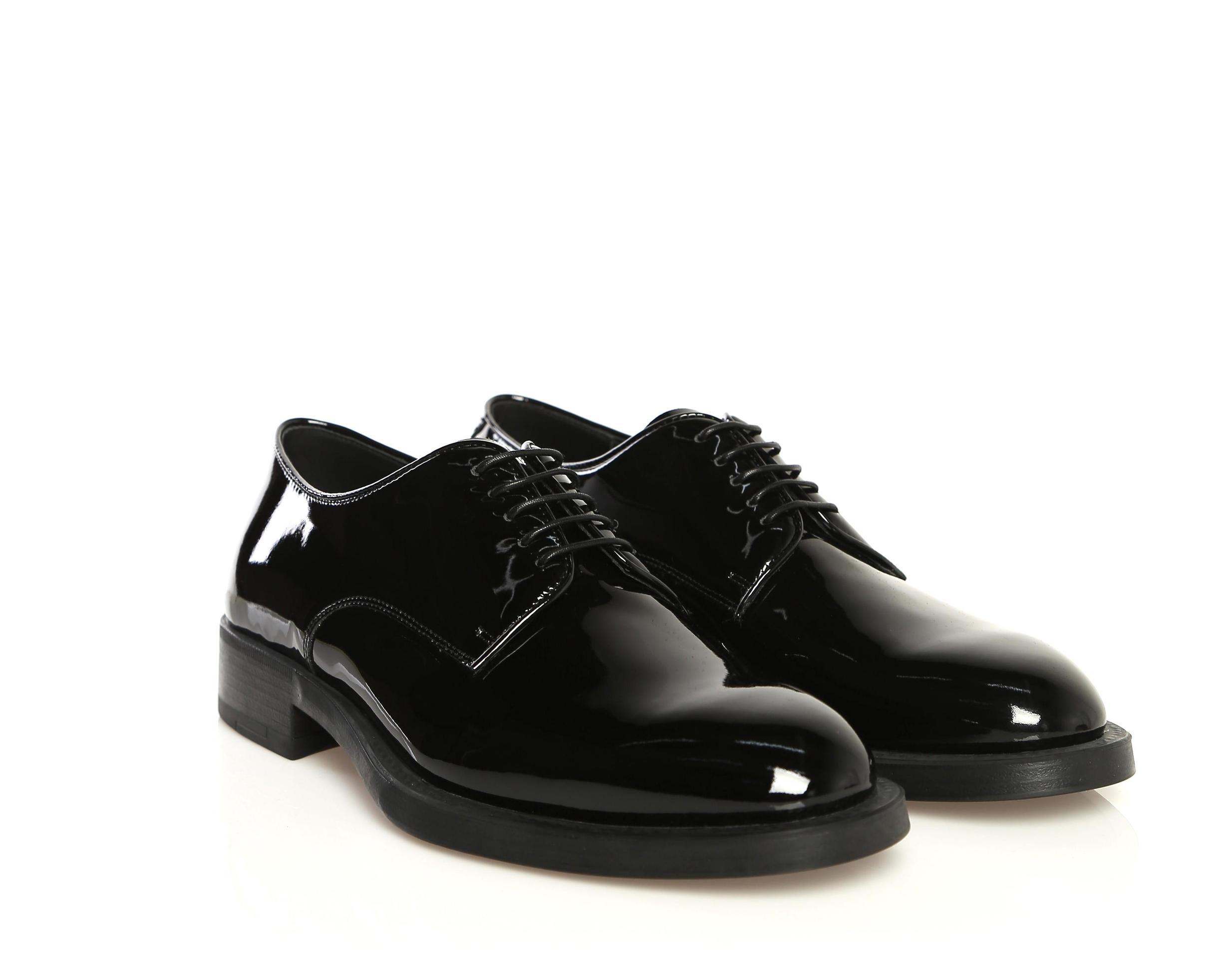 Beautiful luxury and casual leather men shoes isolated on white