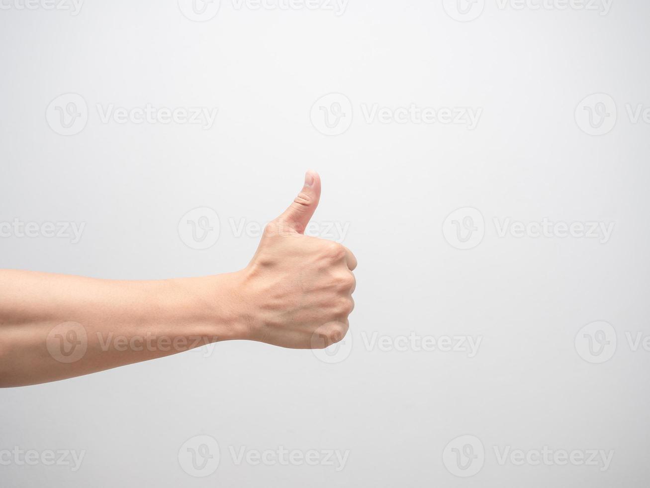 hombre mano hacer pulgar arriba blanco aislado foto