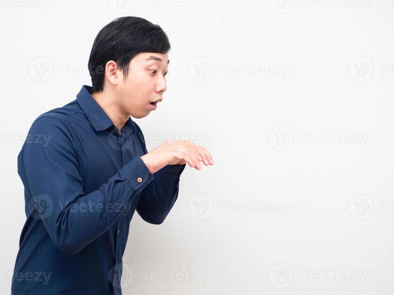 Asian man gesture peeking something copy space photo